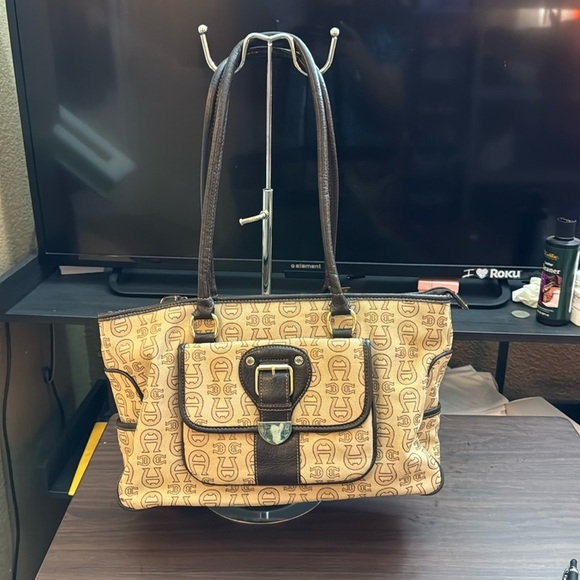 Authentic Etienne Aigner shoulder bag - Picture 1 of 7